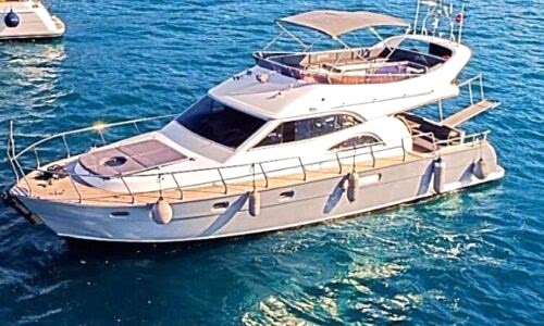 İstanbul Boğazında 10 Kişi Kiralık Motoryat